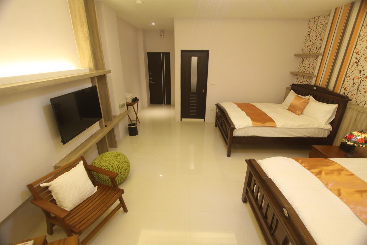 Mrs. Zhuang Homestay Hualien City Exterior foto