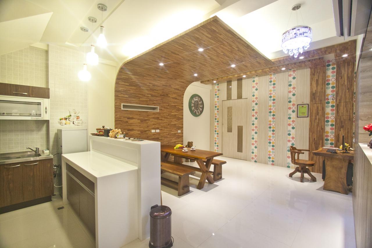 Mrs. Zhuang Homestay Hualien City Exterior foto