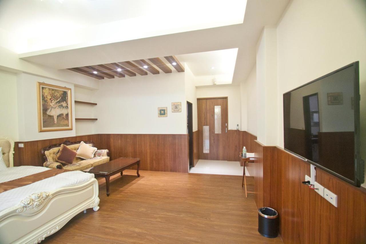 Mrs. Zhuang Homestay Hualien City Exterior foto